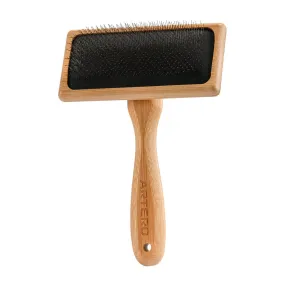 Artero Nature Collection - Medium Wood Handle Slicker