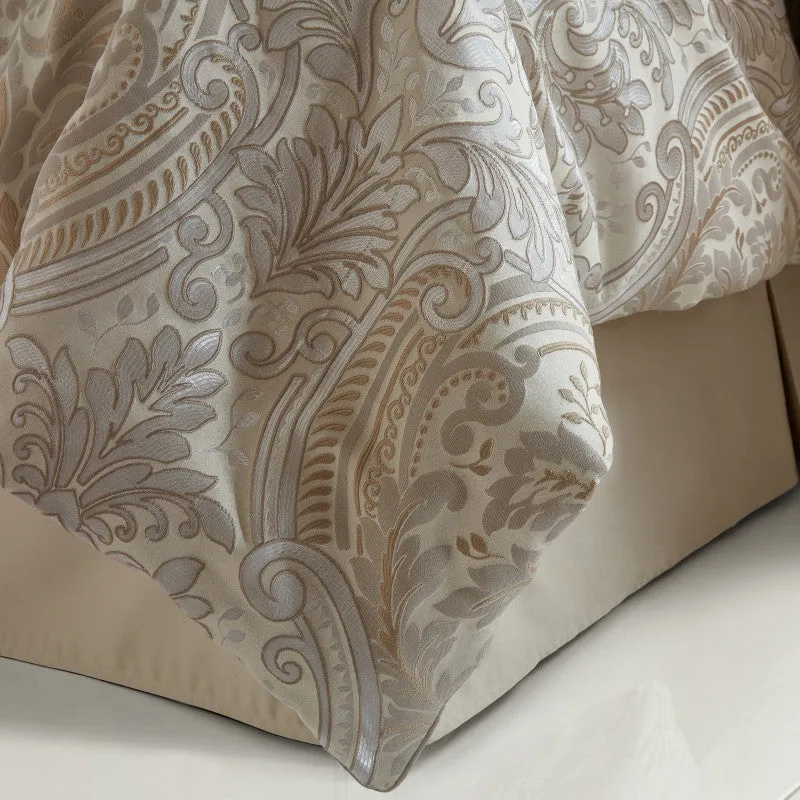 Belgium Comforter Set