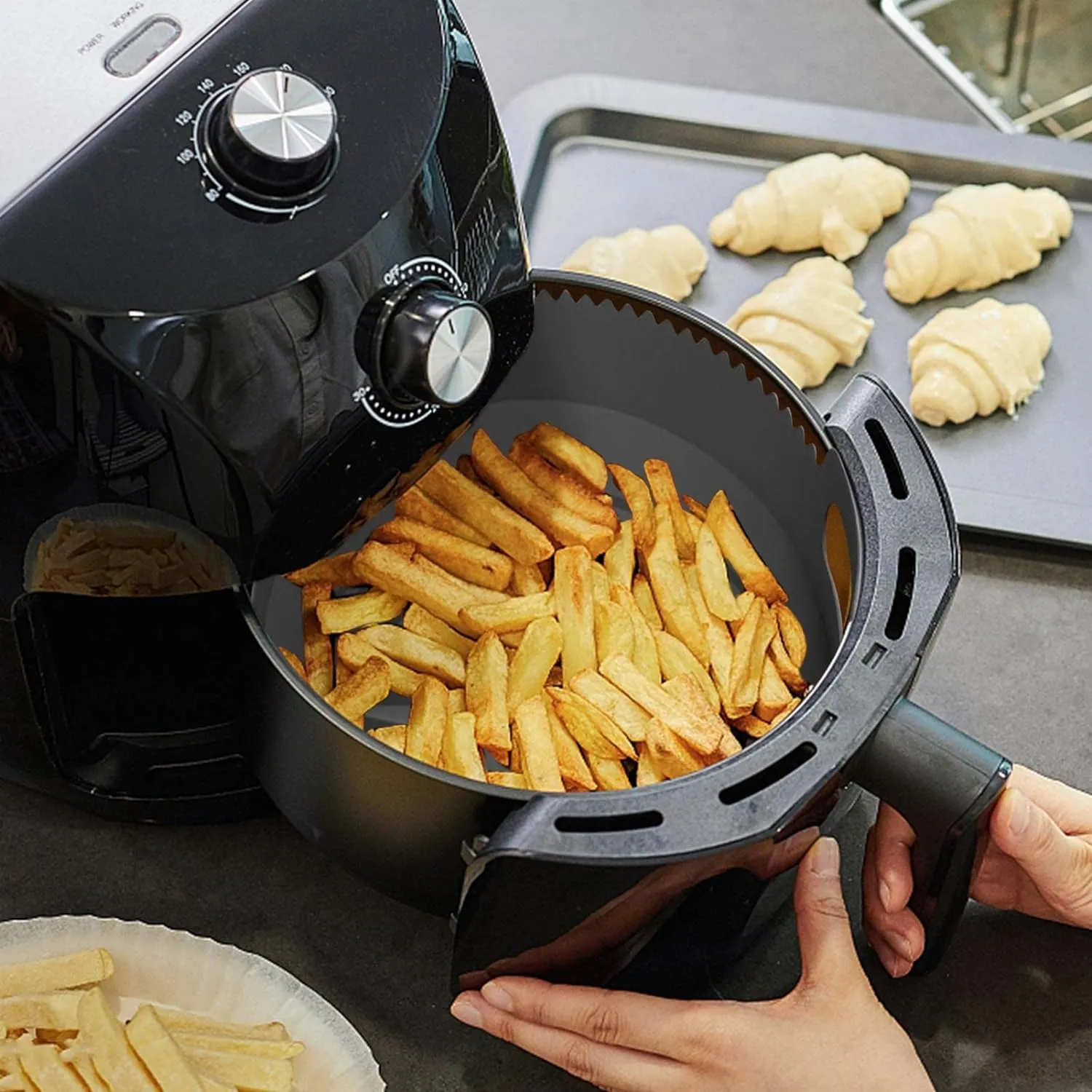 EasiClean Air fryer Foldable Silicone Grill Pot with Handles