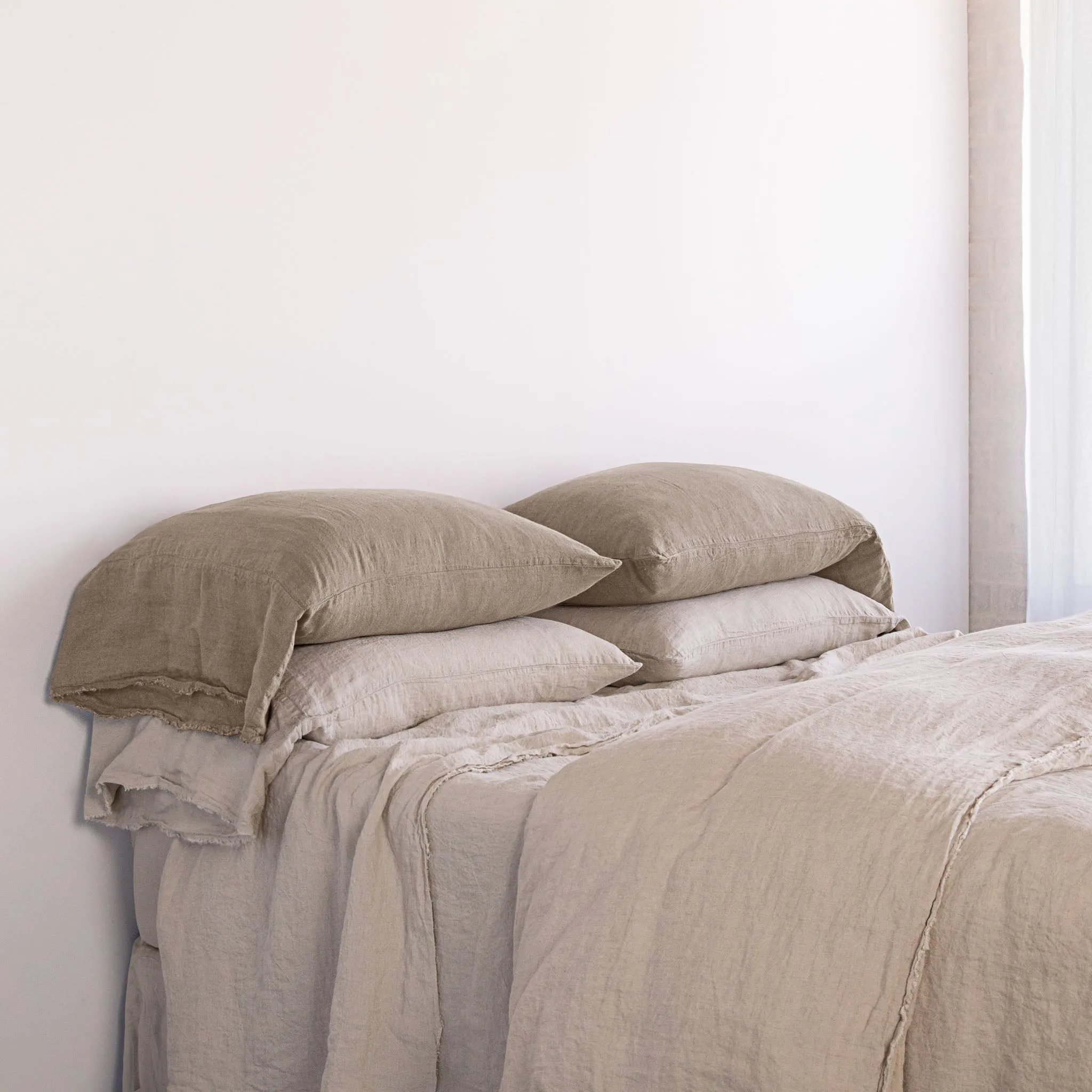 Flocca Long Linen Pillowcase - Cep