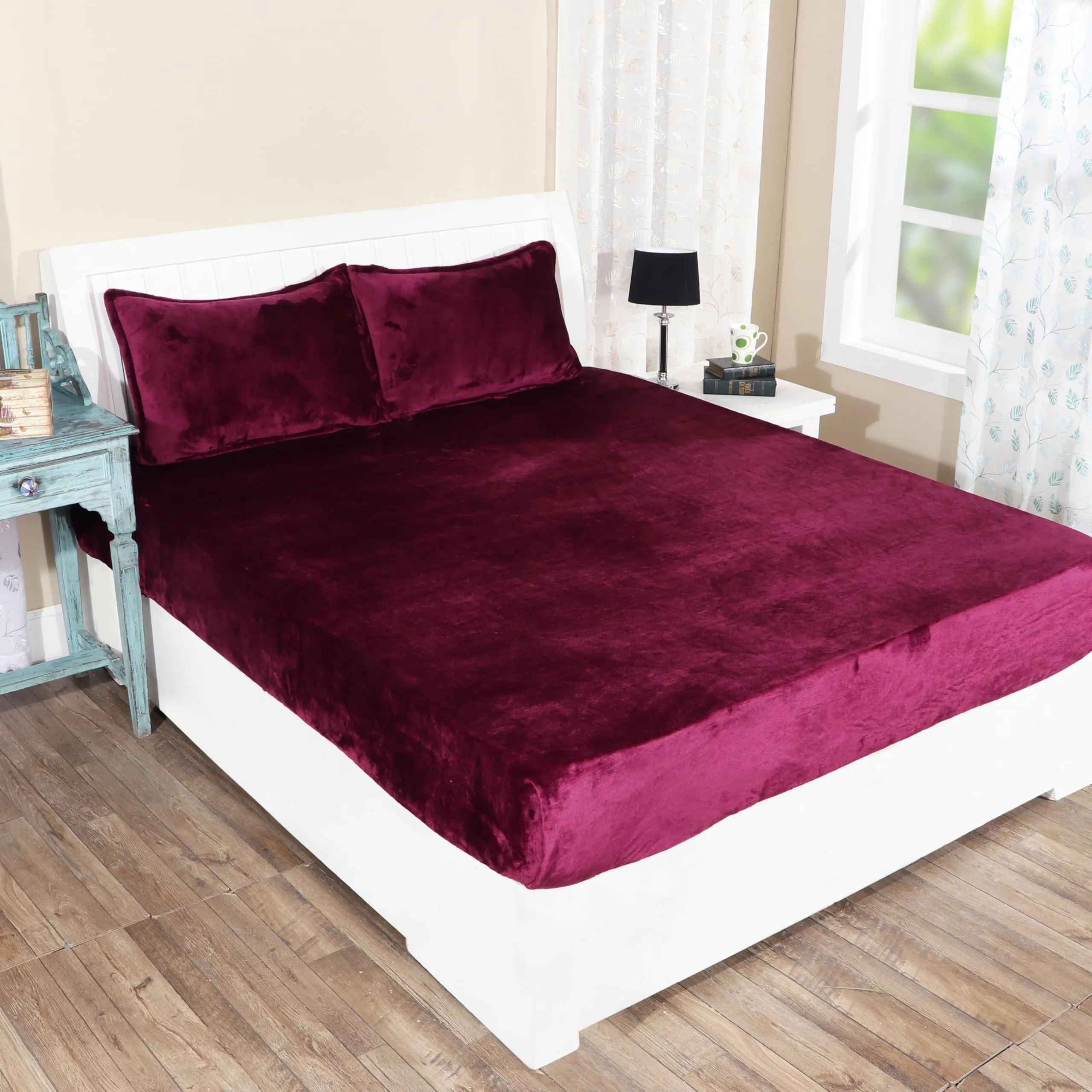 RD TREND 250 Gsm Flannel Warm Elastic Fitted Bedsheets For Winter,King Size(78X72X8 Cm),2 Pillow Covers(18X28 Cm)(Wine,King),210 TC