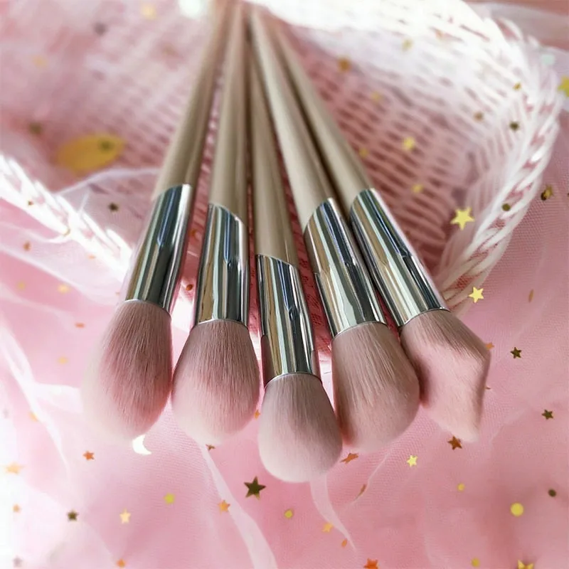 TEEK - Soft Makeup Brushes